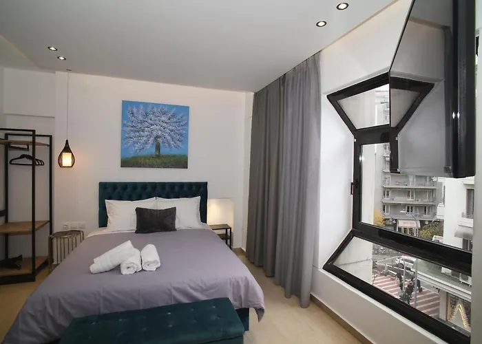ZH Luxury Suites